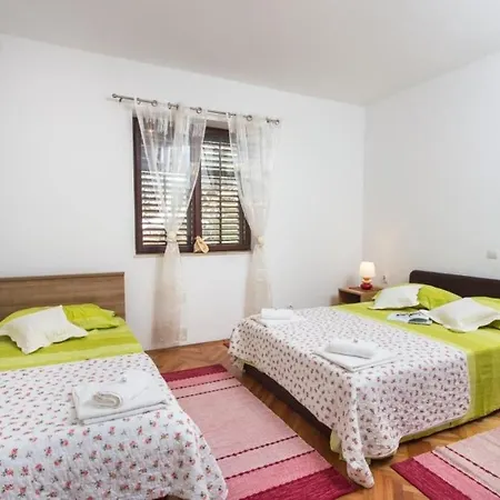 Διαμέρισμα Eulalija- One-bedroom With Terrace And Sea View